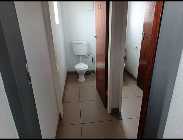 160M² WORKSHOP TO LET IN FLORIDA